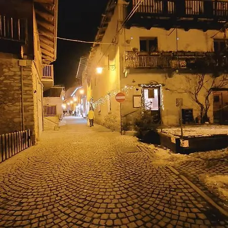 2 Lovely And Casa vacanze *