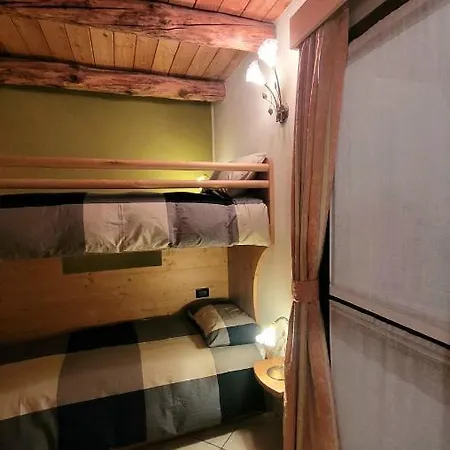 2 Lovely And Casa vacanze *